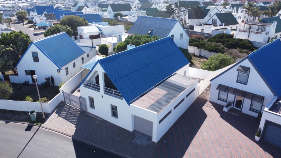 4 Bedroom Property for Sale in Skiathos Western Cape